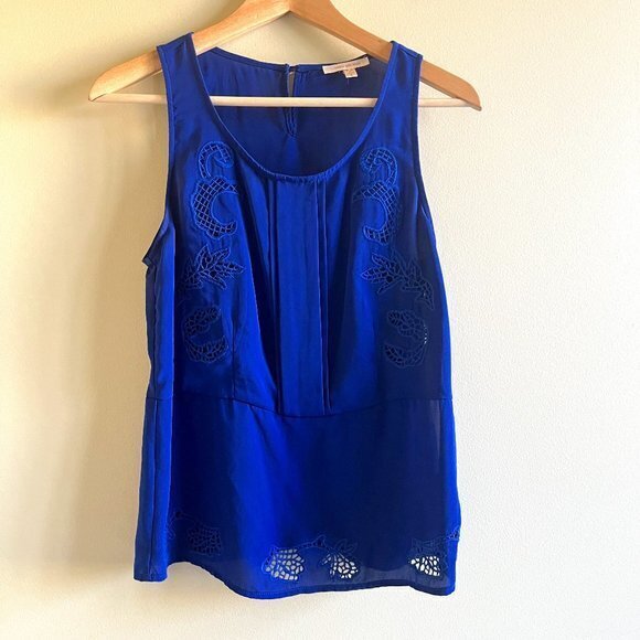 SKIES ARE BLUES SLEEVELESS SHIRT WOMENS SIZE S BLUE PEPLUM LACE LIGHTWEIGHT TOP - Picture 1 of 5